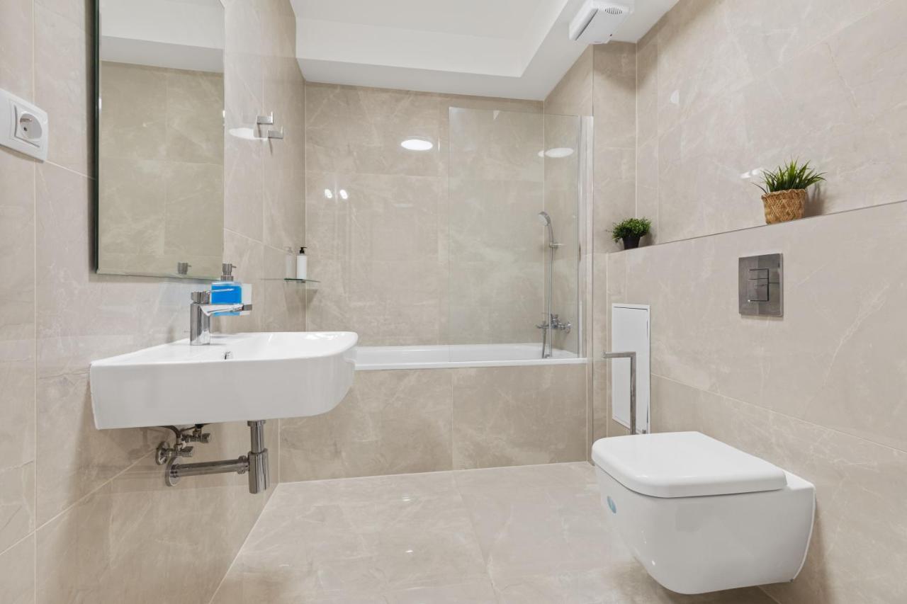 Apartamento Lam Jegeho Alej - Jacuzzi - Free Parking Bratislava Exterior foto