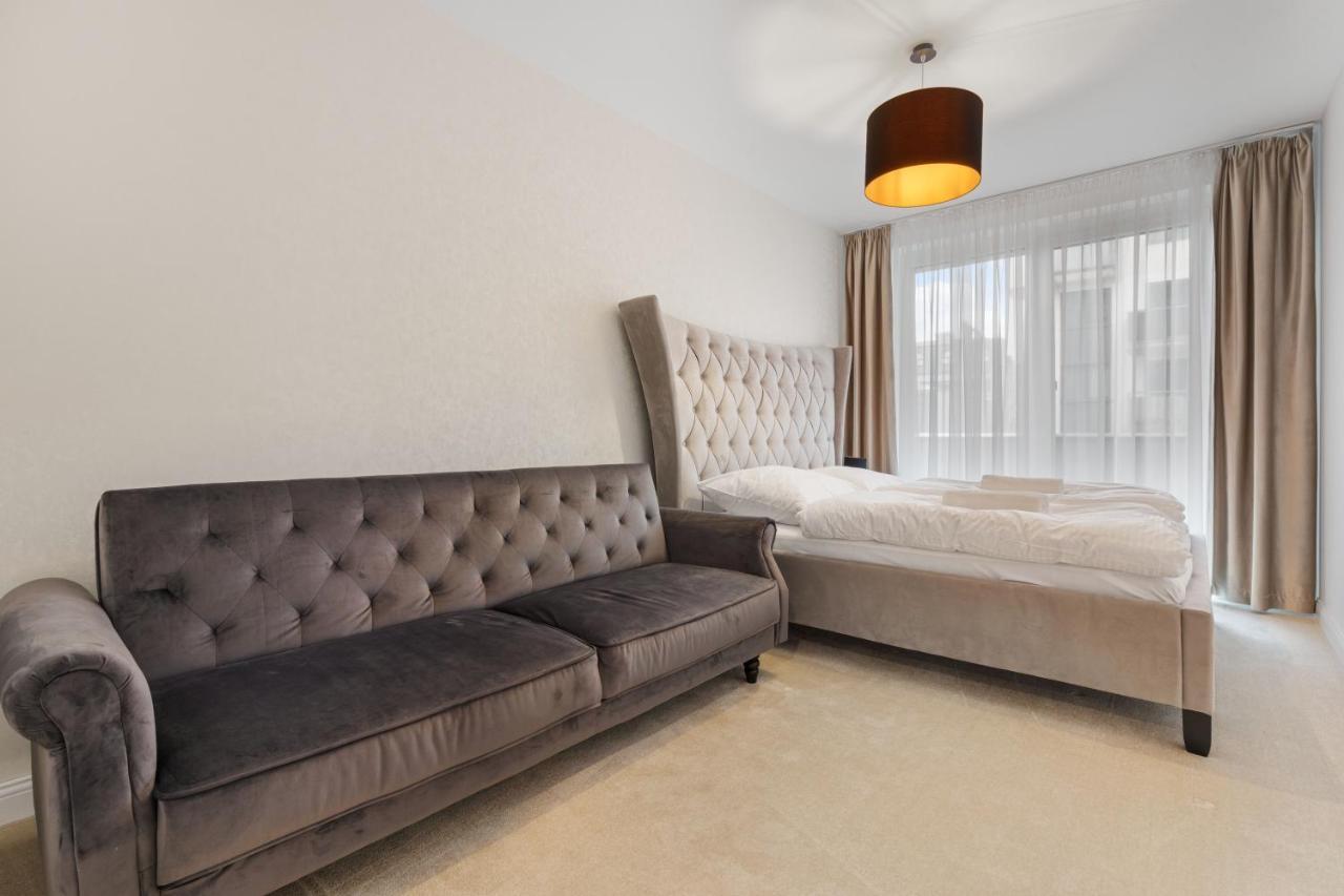 Apartamento Lam Jegeho Alej - Jacuzzi - Free Parking Bratislava Exterior foto