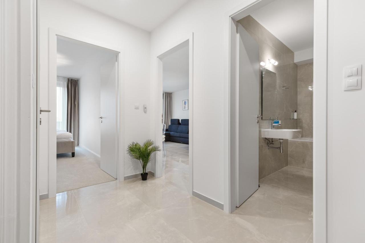 Apartamento Lam Jegeho Alej - Jacuzzi - Free Parking Bratislava Exterior foto